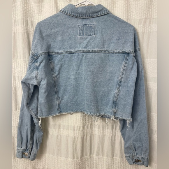Size L Cropped Denim Jacket - Picture 2 of 2